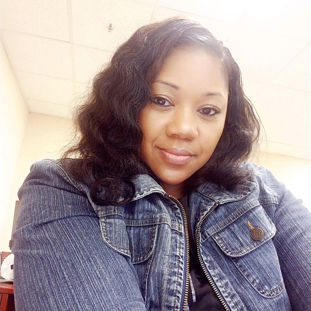 Meet your Posher, Stephanie